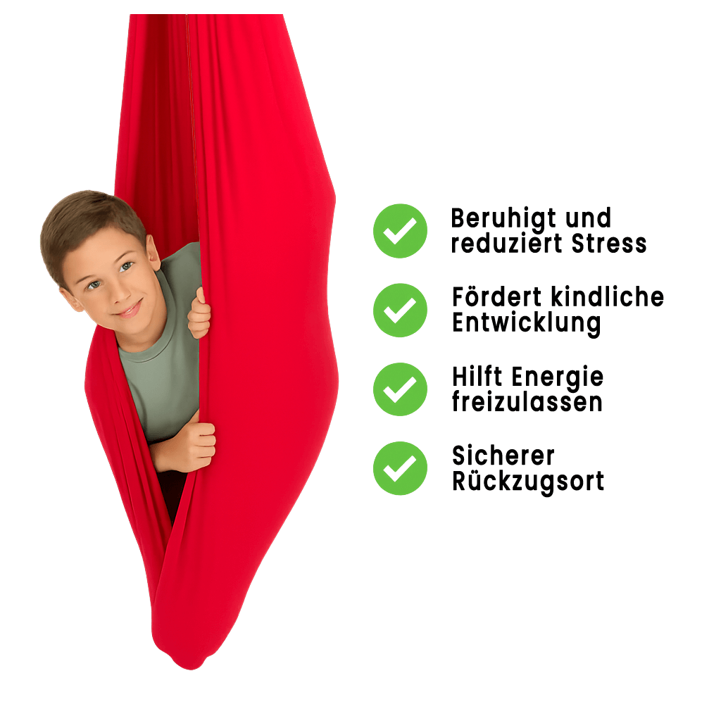 Kind schaut aus einer roten Therapieschaukel heraus, daneben sind grüne Häkchen mit Vorteilen der Schaukel eingeblendet.